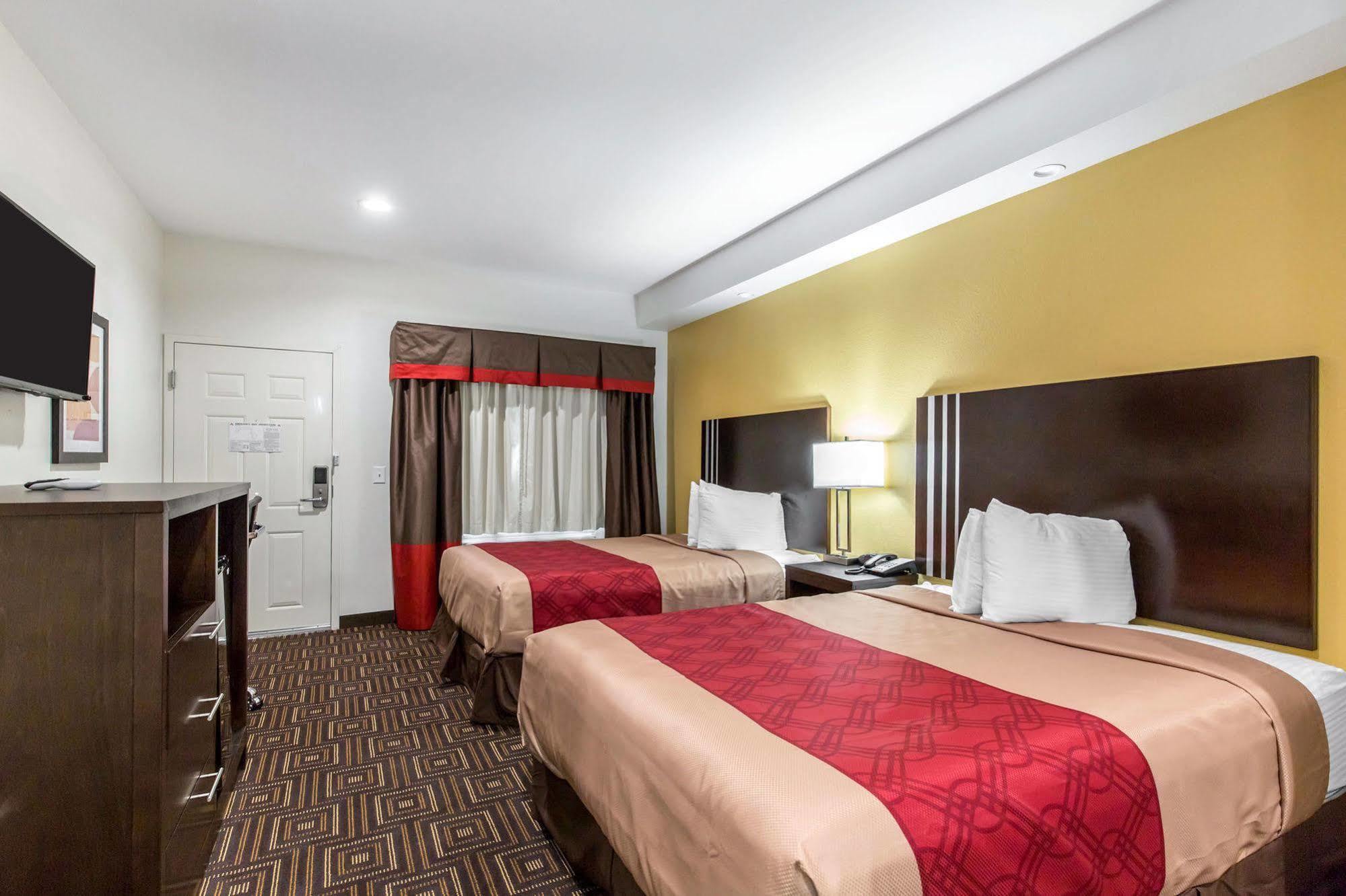 Scottish Inns & Suites Spring - Houston North Экстерьер фото