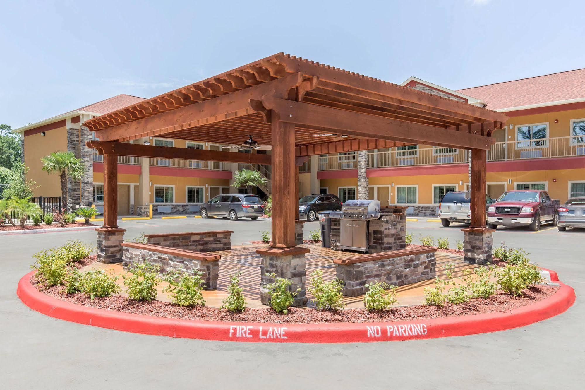 Scottish Inns & Suites Spring - Houston North Экстерьер фото