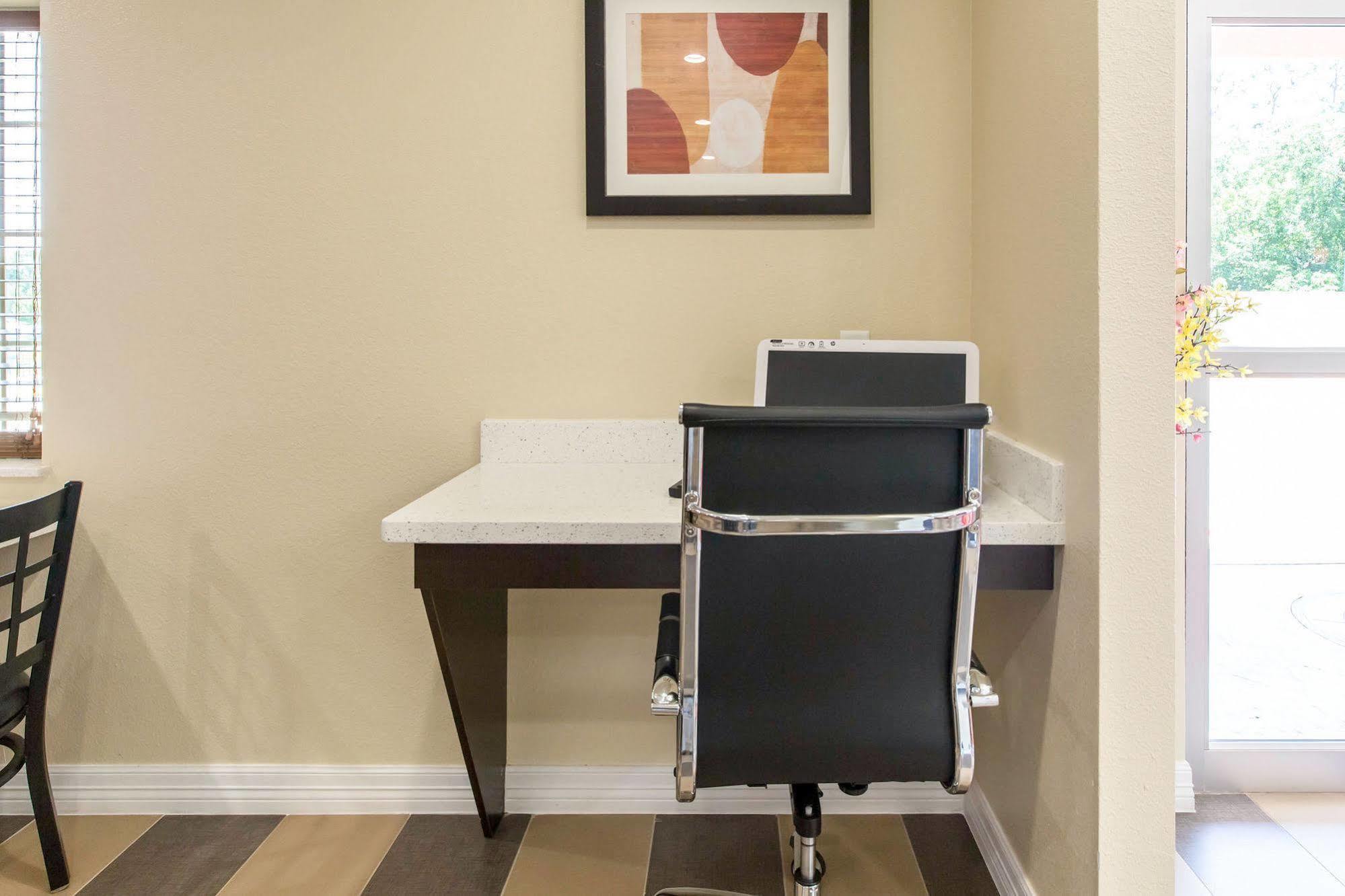 Scottish Inns & Suites Spring - Houston North Экстерьер фото